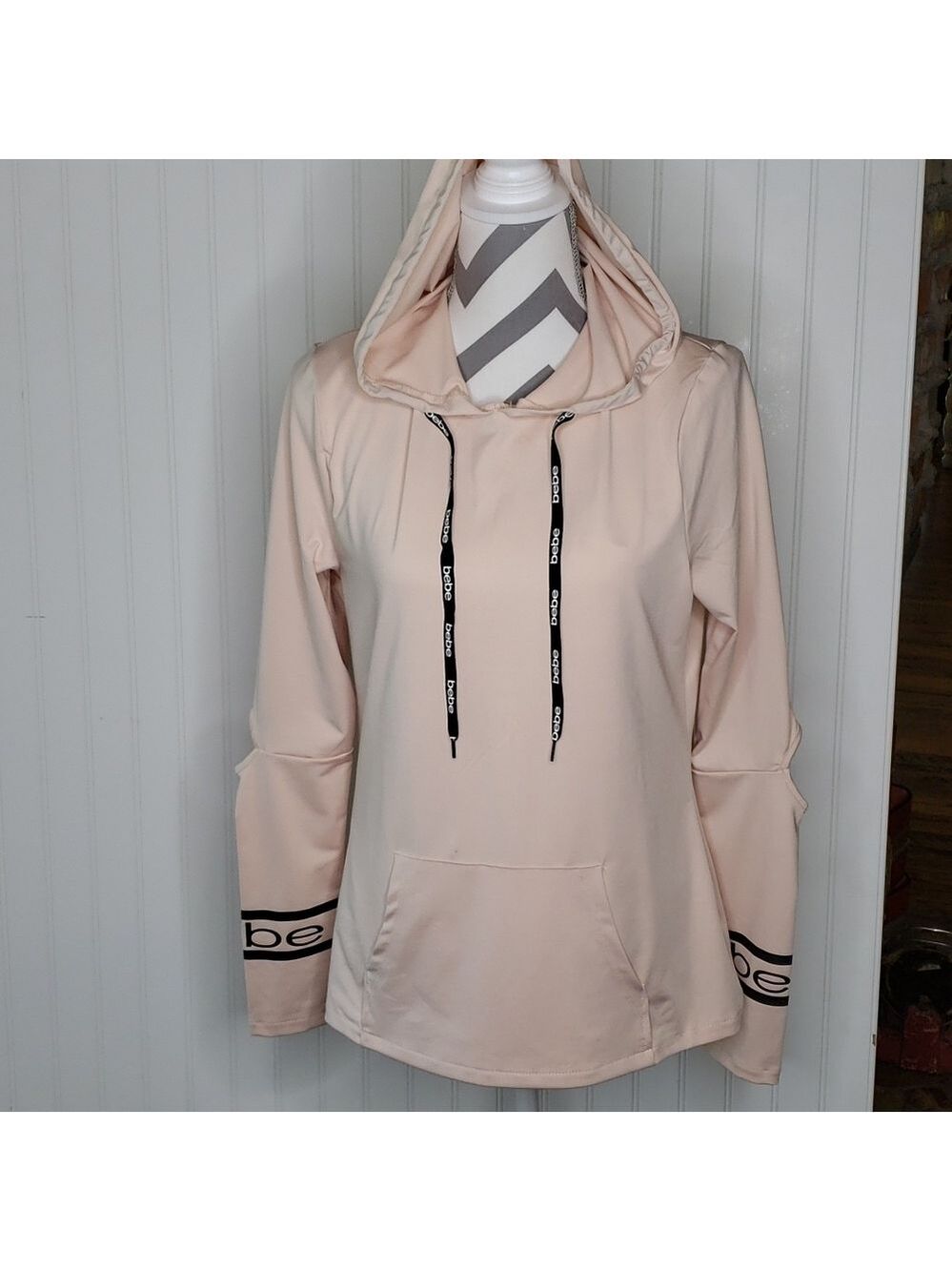 - Bebe Sport Pale Pink Hoodie Size Medium